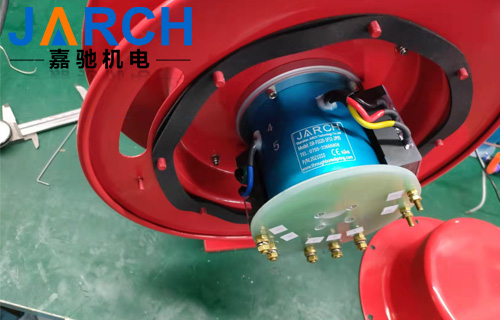 嘉馳機(jī)電為某卷筒廠家定制的導(dǎo)電滑環(huán)順利交付